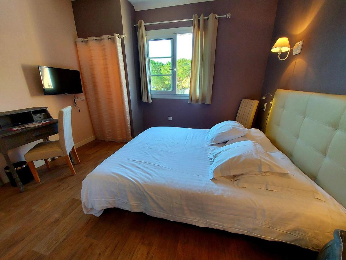 Hotel Les Hauts De Moureze Ngoại thất bức ảnh