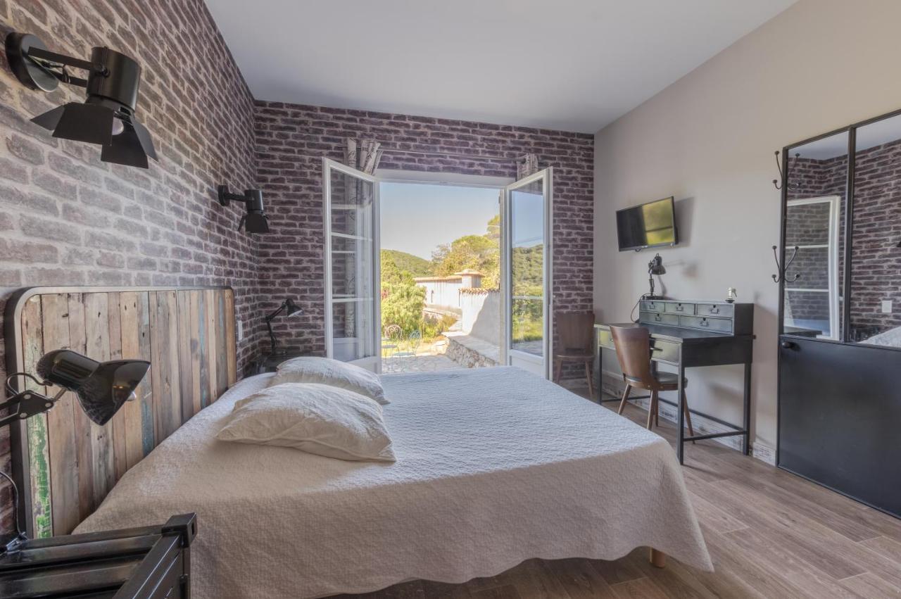 Hotel Les Hauts De Moureze Ngoại thất bức ảnh